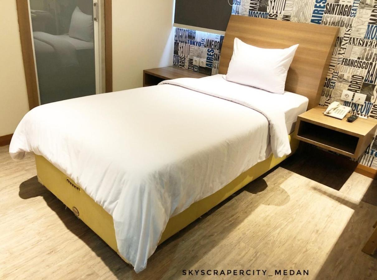 Kama Hotel Μεντάν Εξωτερικό φωτογραφία