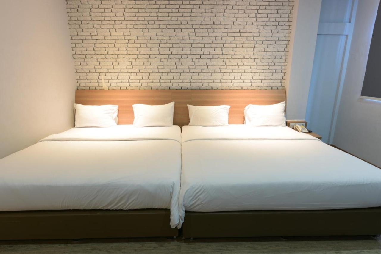 Kama Hotel Μεντάν Εξωτερικό φωτογραφία